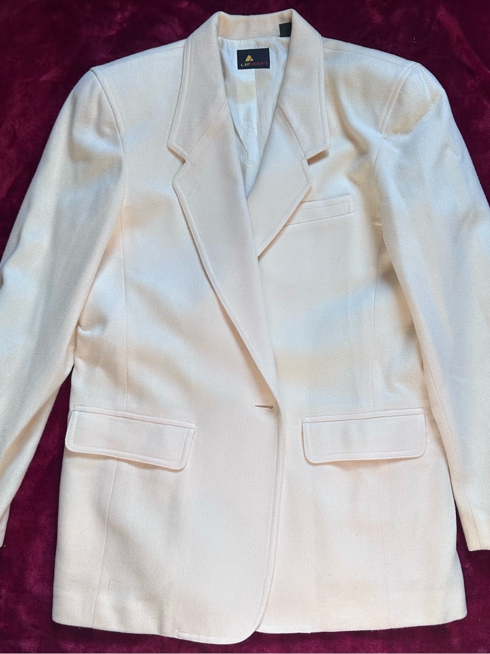 Lizsport Soft Cream Single-Button Blazer